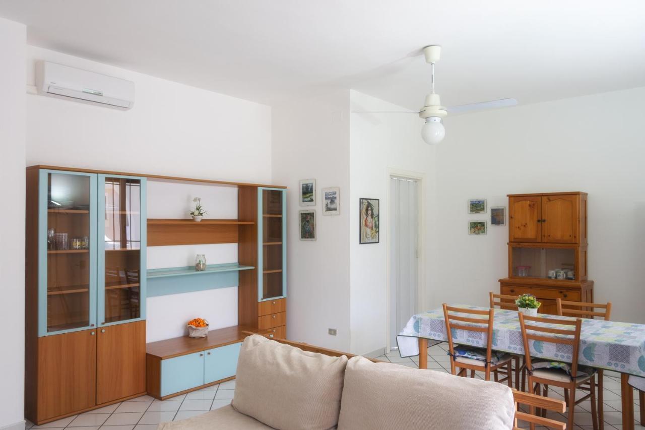 Casa Riccione Villa Marina di Mancaversa Luaran gambar